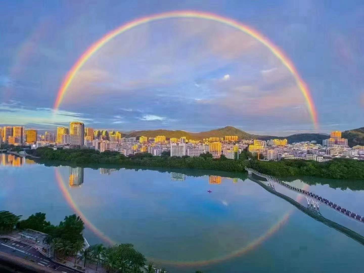 錫林郭勒盟七色光原因