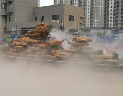 人造霧在現代工業(yè)中如何起到降塵防擴散作用